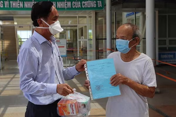 Một bệnh nhân Covid-19 tại Quảng Nam được công bố khỏi bệnh Một bệnh nhân Covid-19 tại Quảng Nam được công bố khỏi bệnh