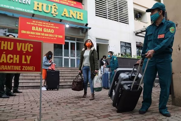 Người nhập cảnh vào Việt Nam từ tháng 9-2020 phải tự trả chi phí cách ly tập trung Người nhập cảnh vào Việt Nam từ tháng 9-2020 phải tự trả chi phí cách ly tập trung