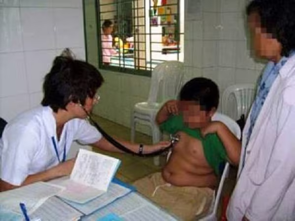 Tỷ lệ trẻ thừa cân béo phì, nguy cơ tiền đái tháo đường ngày càng tăng