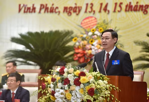 Ủy viên Bộ Chính trị, Bí thư Thành ủy Hà Nội Vương Đình Huệ phát biểu chỉ đạo tại Đại hội Ủy viên Bộ Chính trị, Bí thư Thành ủy Hà Nội Vương Đình Huệ phát biểu chỉ đạo tại Đại hội