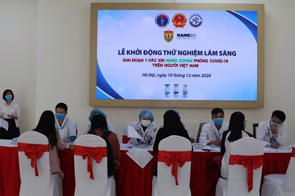 Nhiều sinh viên đăng ký tham gia tiêm thử nghiệm vaccine Covid-19 Nhiều sinh viên đăng ký tham gia tiêm thử nghiệm vaccine Covid-19