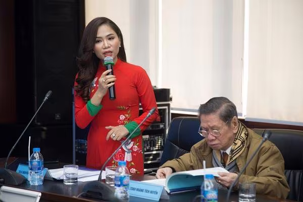 Phó Viện trưởng Viện Nghiên cứu Ứng dụng Công nghệ cao về Y Dược học phát biểu Phó Viện trưởng Viện Nghiên cứu Ứng dụng Công nghệ cao về Y Dược học phát biểu