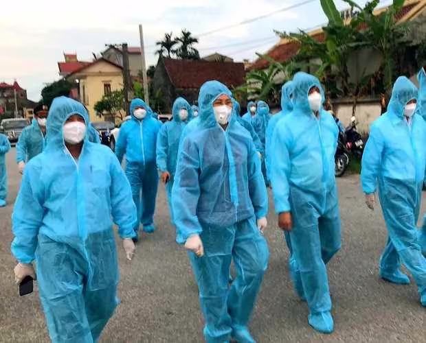 Bộ trưởng Bộ Y tế kiểm tra công tác phòng, chống dịch Covid-19 tại huyện Lý Nhân, Hà Nam Bộ trưởng Bộ Y tế kiểm tra công tác phòng, chống dịch Covid-19 tại huyện Lý Nhân, Hà Nam