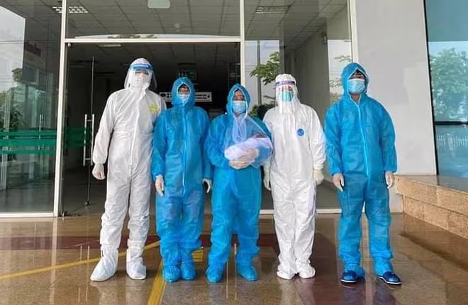Hai thai phụ mắc Covid-19 đã được mổ lấy thai thành công