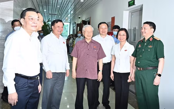 Tại buổi tiếp xúc cử tri Hà Nội sáng 12-5, Tổng Bí thư Nguyễn Phú Trọng cũng nói về việc lập Ban Chỉ đạo chống tham nhũng cấp tỉnh (Ảnh minh họa) Tại buổi tiếp xúc cử tri Hà Nội sáng 12-5, Tổng Bí thư Nguyễn Phú Trọng cũng nói về việc lập Ban Chỉ đạo chống tham nhũng cấp tỉnh (Ảnh minh họa)