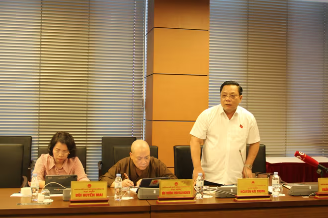 ĐBQH, Trung tướng Nguyễn Hải Trung phát biểu thảo luận tổ