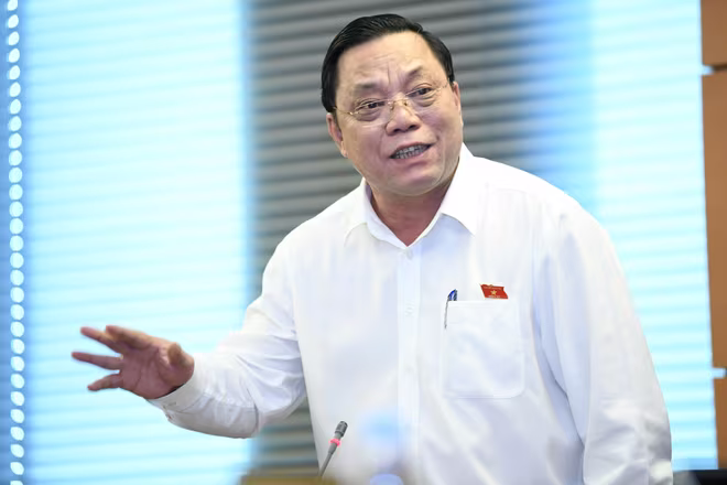 ĐBQH Nguyễn Hải Trung góp ý tại phiên thảo luận tổ