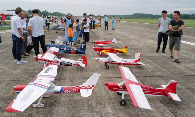 Quy định rõ hơn về nhập khẩu, xuất khẩu, tạm nhập tái xuất, tạm xuất tái nhập tàu bay không người lái, phương tiện bay khác Quy định rõ hơn về nhập khẩu, xuất khẩu, tạm nhập tái xuất, tạm xuất tái nhập tàu bay không người lái, phương tiện bay khác