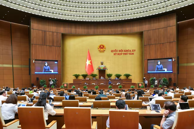 Bộ trưởng Bộ Y tế trả lời chất vấn trước Quốc hội Bộ trưởng Bộ Y tế trả lời chất vấn trước Quốc hội