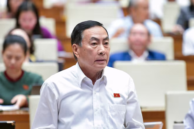 ĐBQH Phạm Văn Hòa (đoàn Đồng Tháp) chất vấn Bộ trưởng Bộ Y tế ĐBQH Phạm Văn Hòa (đoàn Đồng Tháp) chất vấn Bộ trưởng Bộ Y tế