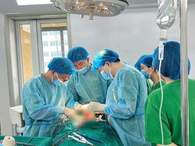 Ca phẫu thuật cho bệnh nhân T.T.B