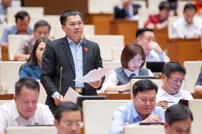 ĐBQH Dương Khắc Mai (đoàn Lâm Đồng) ĐBQH Dương Khắc Mai (đoàn Lâm Đồng)