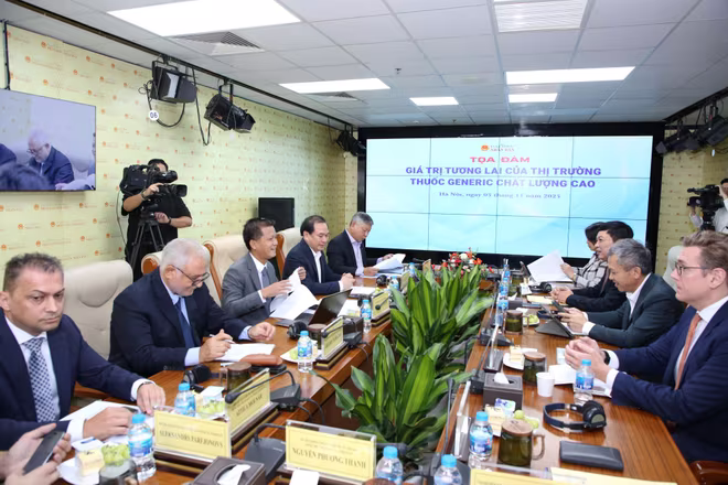 Quang cảnh buổi tọa đàm Quang cảnh buổi tọa đàm