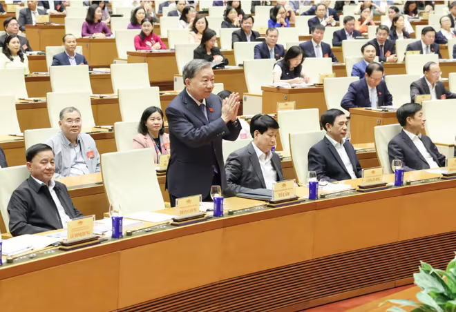 Các đồng chí lãnh đạo Đảng, Nhà nước dự hội nghị (Ảnh: Quang Vinh)