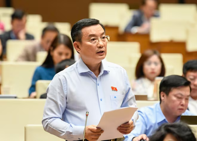 Đại biểu Phạm Trọng Nhân phát biểu thảo luận