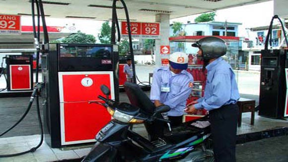 Giảm giá dầu, giữ nguyên giá xăng ảnh 1 Giảm giá dầu, giữ nguyên giá xăng ảnh 1
