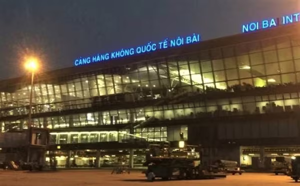 Ngành hàng không chịu ảnh hưởng nặng nề bởi Covid-19 Ngành hàng không chịu ảnh hưởng nặng nề bởi Covid-19