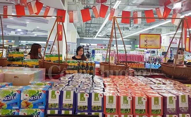 Nhiều mặt hàng của Việt Nam được bày bán trong hệ thống siêu thị tại nước ngoài Nhiều mặt hàng của Việt Nam được bày bán trong hệ thống siêu thị tại nước ngoài