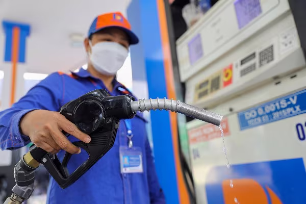 Giá xăng dầu trong nước có thể quay đầu giảm Giá xăng dầu trong nước có thể quay đầu giảm