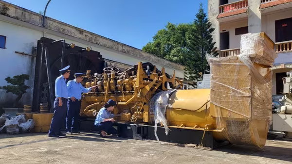 Máy phát điện đã qua sử dụng trị giá 1,2 tỷ đồng bị tịch thu Máy phát điện đã qua sử dụng trị giá 1,2 tỷ đồng bị tịch thu