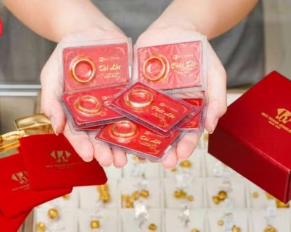 Giá vàng trong nước tăng mạnh trong các tháng đầu năm Giá vàng trong nước tăng mạnh trong các tháng đầu năm