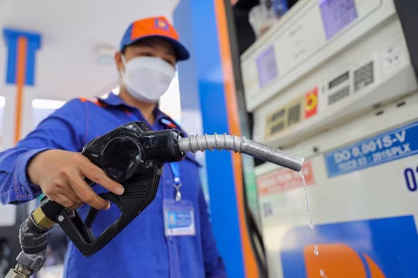 Giá xăng dầu dự báo tiếp tục tăng Giá xăng dầu dự báo tiếp tục tăng