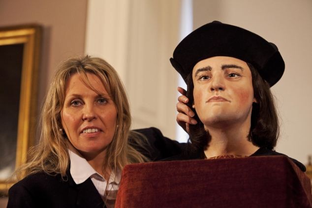 Tiết lộ bên trong ngôi mộ của vua Richard III ảnh 4 Tiết lộ bên trong ngôi mộ của vua Richard III ảnh 4