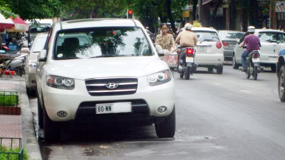 Gần 1.200 xe biển ngoại giao, sử dụng sai mục đích sẽ nằm trong danh sách bị truy thu thuế