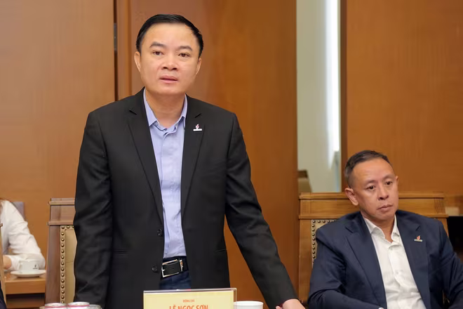 Tổng giám đốc Petrovietnam Lê Ngọc Sơn phát biểu tại buổi lễ. Tổng giám đốc Petrovietnam Lê Ngọc Sơn phát biểu tại buổi lễ.