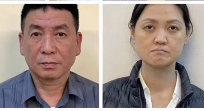 Bị can Tô Mỹ Ngọc - Chủ tịch Công ty Phùng Vĩnh Hưng (bên phải) và bị can liên quan trong vụ án. Bị can Tô Mỹ Ngọc - Chủ tịch Công ty Phùng Vĩnh Hưng (bên phải) và bị can liên quan trong vụ án.