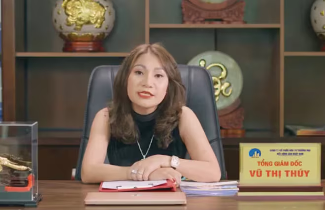 Bị can Vũ Thị Thúy - Chủ tịch, kiêm Tổng Giám đốc Công ty Nhật Nam Bị can Vũ Thị Thúy - Chủ tịch, kiêm Tổng Giám đốc Công ty Nhật Nam