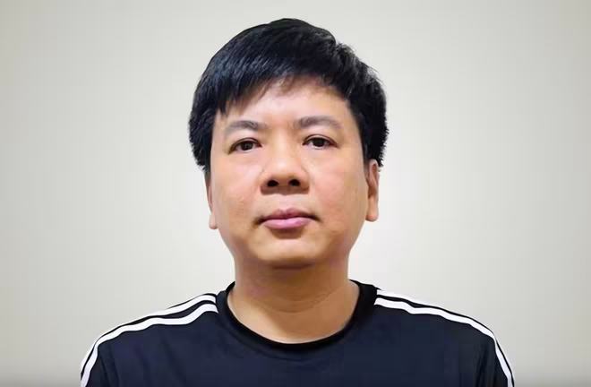 Bị can Nguyễn Ngọc Thủy - ông chủ Tập đoàn giáo dục Egroup. Bị can Nguyễn Ngọc Thủy - ông chủ Tập đoàn giáo dục Egroup.