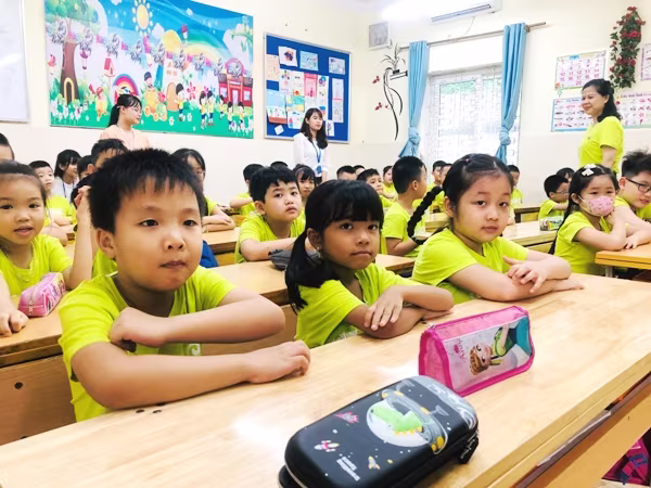 Bộ GD-ĐT yêu cầu không giao thêm bài tập về nhà cho học sinh lớp 1