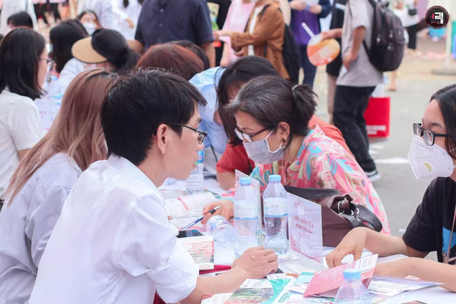 Bộ GD-ĐT cho biết, nhiều khả năng học phí năm 2022 sẽ được giữ ổn định như năm 2021 Bộ GD-ĐT cho biết, nhiều khả năng học phí năm 2022 sẽ được giữ ổn định như năm 2021