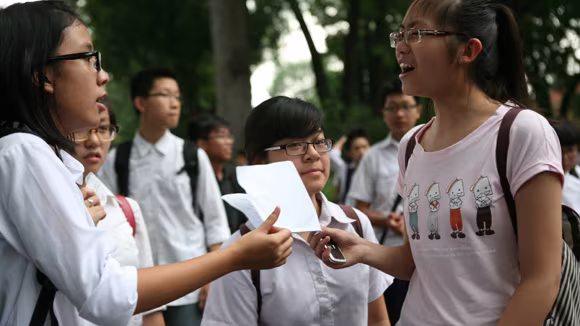 Thi tuyển sinh lớp 10 từ năm 2025 sẽ gồm 3 môn Thi tuyển sinh lớp 10 từ năm 2025 sẽ gồm 3 môn