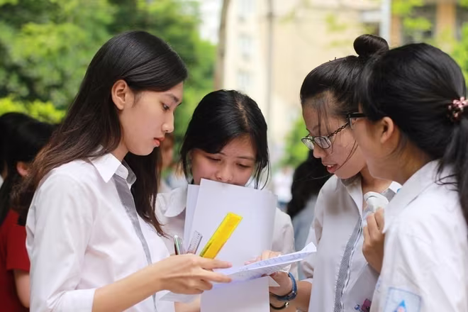 1.972 học sinh đoạt giải nhất, nhì, ba trong Kỳ thi chọn học sinh giỏi quốc gia THPT năm học 2023-2024 được Bộ GD-ĐT tặng bằng khen 1.972 học sinh đoạt giải nhất, nhì, ba trong Kỳ thi chọn học sinh giỏi quốc gia THPT năm học 2023-2024 được Bộ GD-ĐT tặng bằng khen