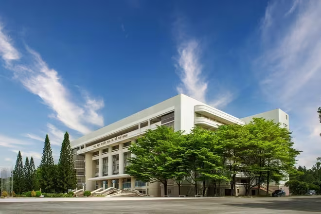 ĐHQG TP.HCM sẽ giảm 36% đầu mối quản lý, giảm còn 8% nhân sự hưởng lương ngân sách ĐHQG TP.HCM sẽ giảm 36% đầu mối quản lý, giảm còn 8% nhân sự hưởng lương ngân sách