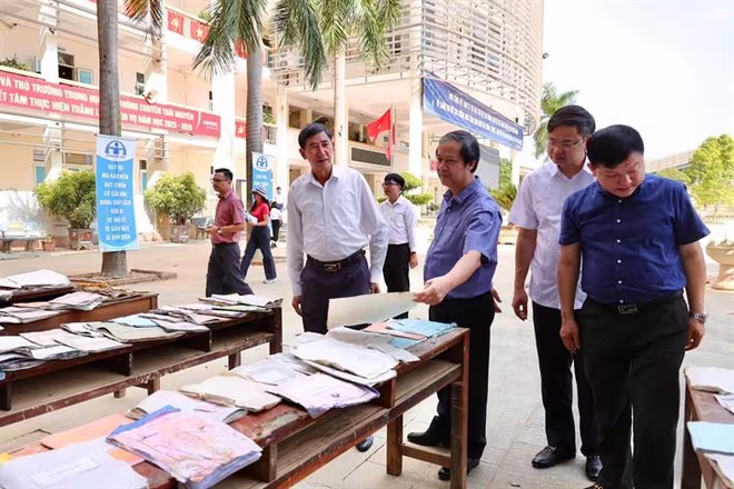 Thái Nguyên bị hư hỏng hơn 11.600 bộ sách giáo khoa, hơn 55.000 quyển vở và hơn 5.000 bộ đồ dùng học tập