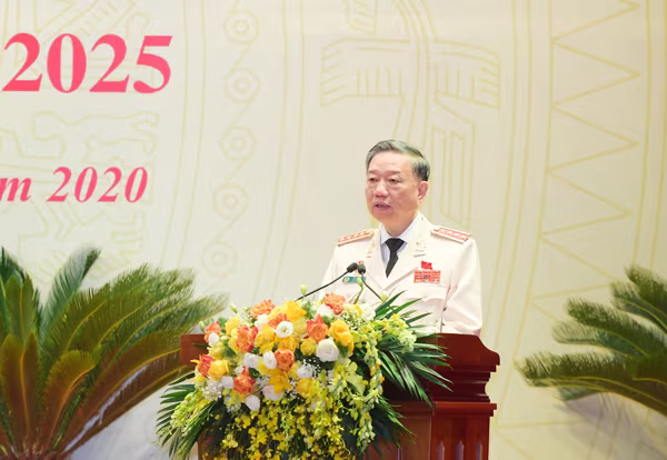 Đại tướng Tô Lâm, Ủy viên Bộ Chính trị, Bí thư Đảng ủy Công an Trung ương, Bộ trưởng Bộ Công an phát biểu bế mạc Đại hội Đại tướng Tô Lâm, Ủy viên Bộ Chính trị, Bí thư Đảng ủy Công an Trung ương, Bộ trưởng Bộ Công an phát biểu bế mạc Đại hội