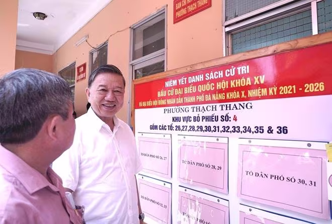 Bộ trưởng Tô Lâm kiểm tra thực tế công tác chuẩn bị bầu cử tại quận Hải Châu, Đà Nẵng