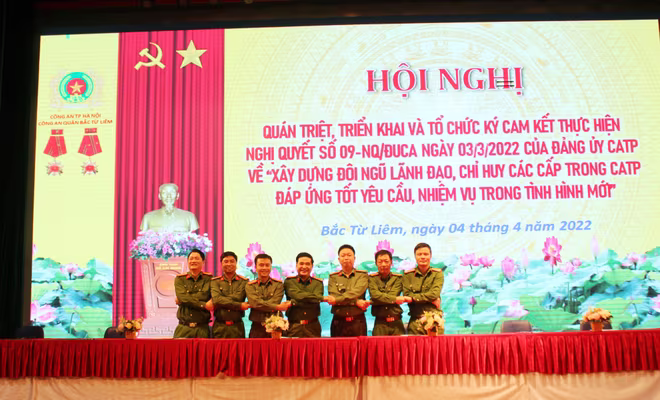 Chỉ huy CAQ Bắc Từ Liêm thể hiện quyết tâm đoàn kết thực hiện Nghị quyết 09 của Đảng ủy CATP Chỉ huy CAQ Bắc Từ Liêm thể hiện quyết tâm đoàn kết thực hiện Nghị quyết 09 của Đảng ủy CATP