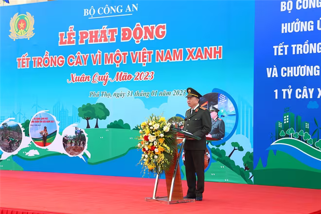 Bộ trưởng Tô Lâm phát động “Tết trồng cây năm 2023 của Bộ Công an - Vì một Việt Nam xanh” Bộ trưởng Tô Lâm phát động “Tết trồng cây năm 2023 của Bộ Công an - Vì một Việt Nam xanh”