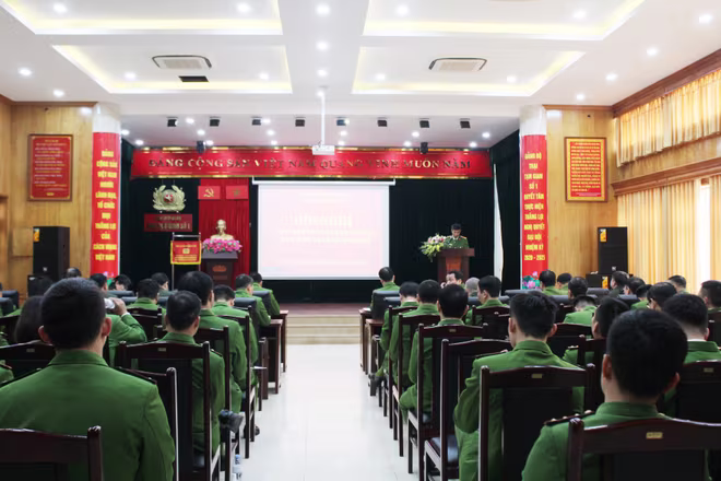 Toàn cảnh hội nghị Toàn cảnh hội nghị