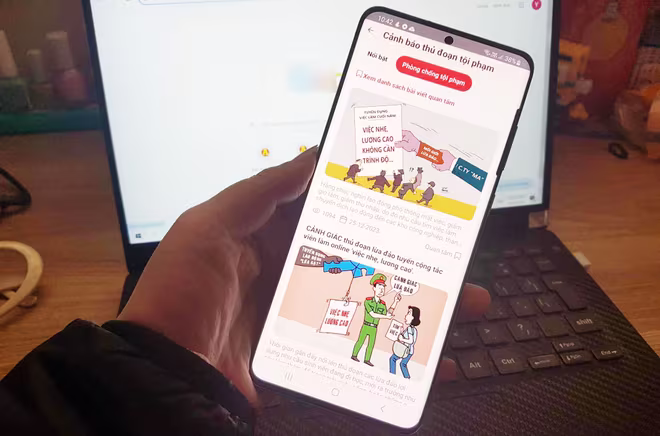 Công an các đơn vị đã tăng cường tuyên truyền đến người dân về tiện ích phòng chống tội phạm trên ứng dụng VNeID Công an các đơn vị đã tăng cường tuyên truyền đến người dân về tiện ích phòng chống tội phạm trên ứng dụng VNeID