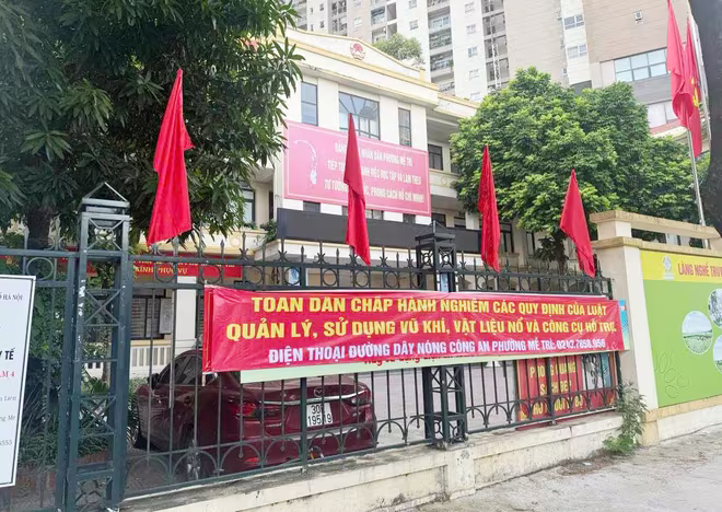 Tăng cường công tác tuyên truyền vận động nhân dân chấp hành quy định về vũ khí, vật liệu nổ, công cụ hỗ trợ Tăng cường công tác tuyên truyền vận động nhân dân chấp hành quy định về vũ khí, vật liệu nổ, công cụ hỗ trợ
