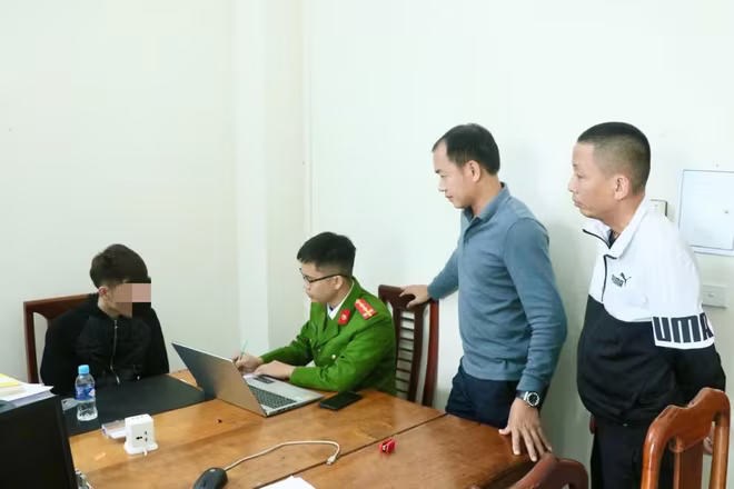 Cơ quan điều tra ghi lời khai Nguyễn Bá Sơn