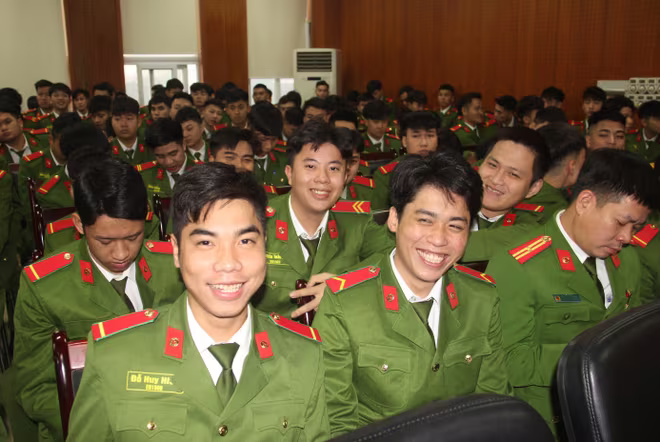 Niềm vui lính xuất ngũ