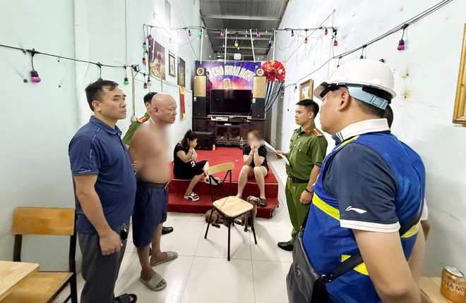 Cơ quan công an thi hành lệnh bắt Nguyễn Ích Đại
