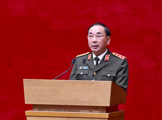 Thượng tướng Trần Quốc Tỏ, Ủy viên Trung ương Đảng, Thứ trưởng Bộ Công an phát biểu tại buổi lễ Thượng tướng Trần Quốc Tỏ, Ủy viên Trung ương Đảng, Thứ trưởng Bộ Công an phát biểu tại buổi lễ