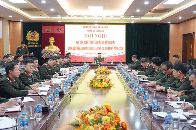 Hình ảnh Hội nghị tại điểm cầu trung tâm CATP Hà Nội Hình ảnh Hội nghị tại điểm cầu trung tâm CATP Hà Nội